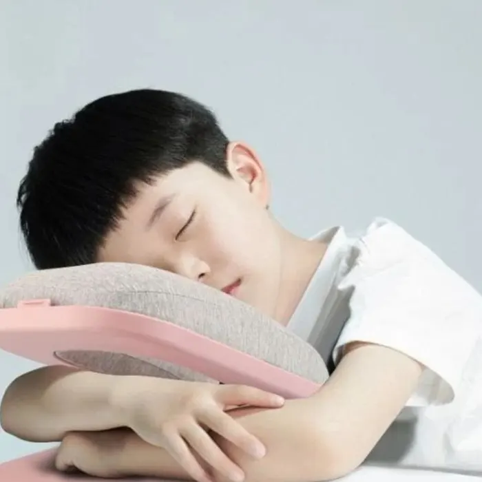 bantal tidur